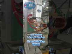 Roestvrijstalen plaat lassen met een dubbelkops puntlasmachine